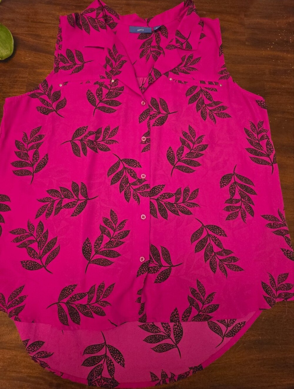 Apt. 9 Sleeveless Button Front Vibrant Pink Tropical Pattern Top XL